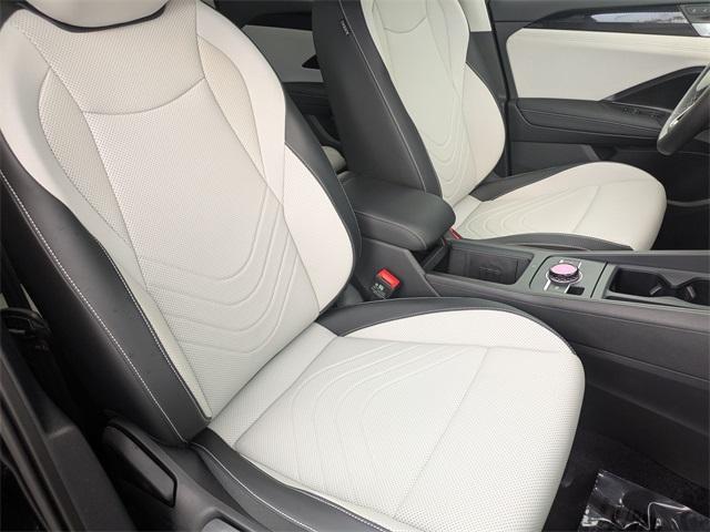 new 2025 Volkswagen Tiguan car, priced at $28,384