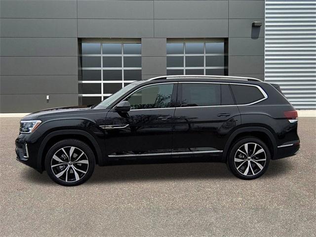 new 2026 Volkswagen Atlas car, priced at $43,416