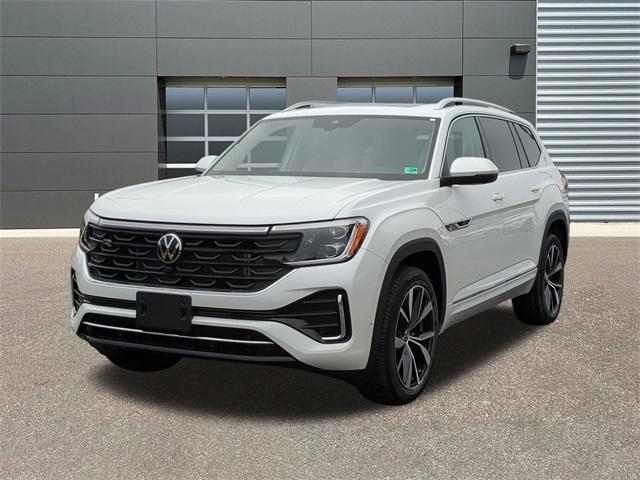 new 2026 Volkswagen Atlas car, priced at $51,755