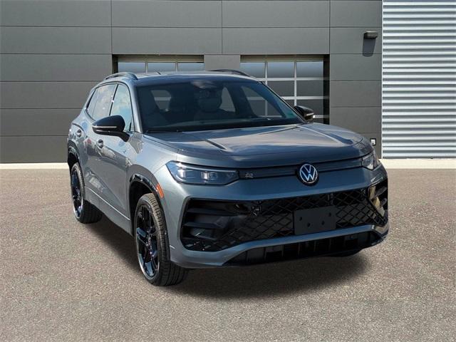 new 2026 Volkswagen Tiguan car, priced at $38,939