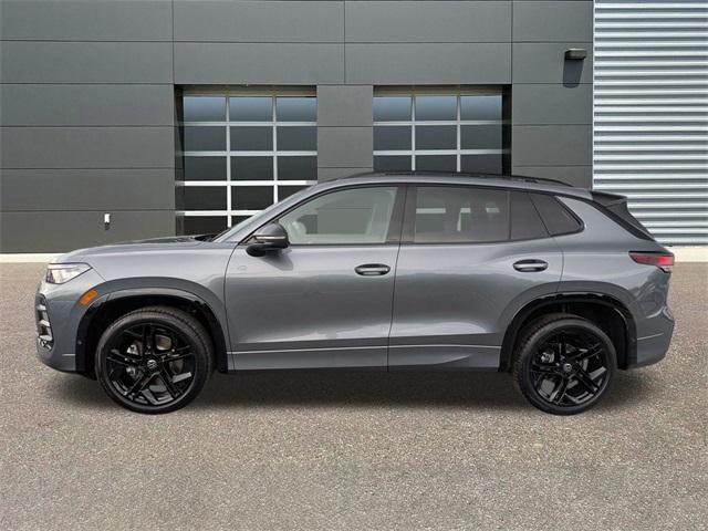 new 2025 Volkswagen Tiguan car, priced at $30,250