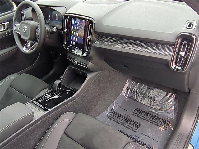 used 2025 Volvo XC40 car, priced at $28,977