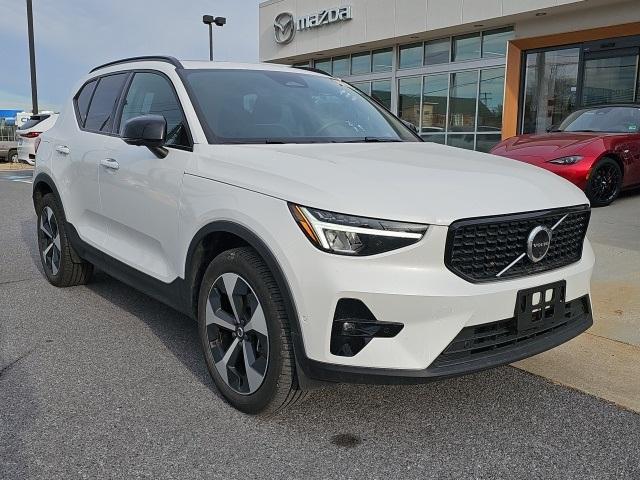 used 2025 Volvo XC40 car, priced at $30,477