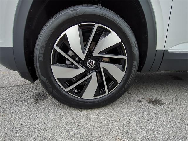 new 2026 Volkswagen Atlas car, priced at $46,991