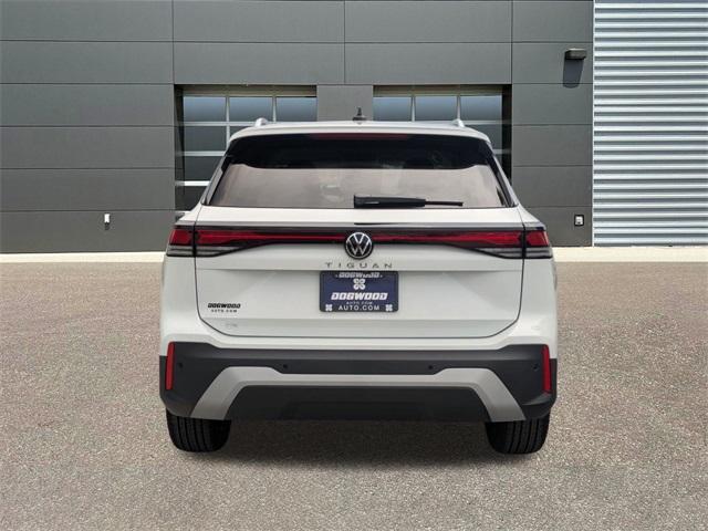 new 2025 Volkswagen Tiguan car, priced at $25,777