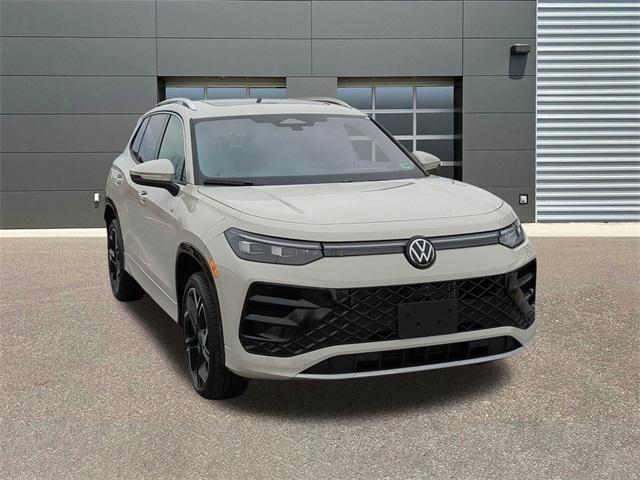 new 2026 Volkswagen Tiguan car, priced at $45,177