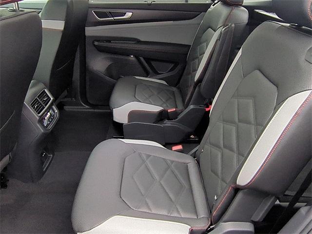 new 2026 Volkswagen Atlas car, priced at $45,045