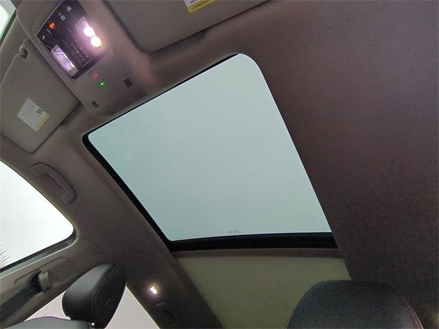 new 2026 Volkswagen Atlas car, priced at $45,045