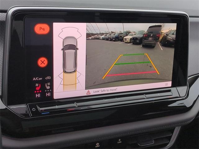 new 2026 Volkswagen Atlas car, priced at $45,045