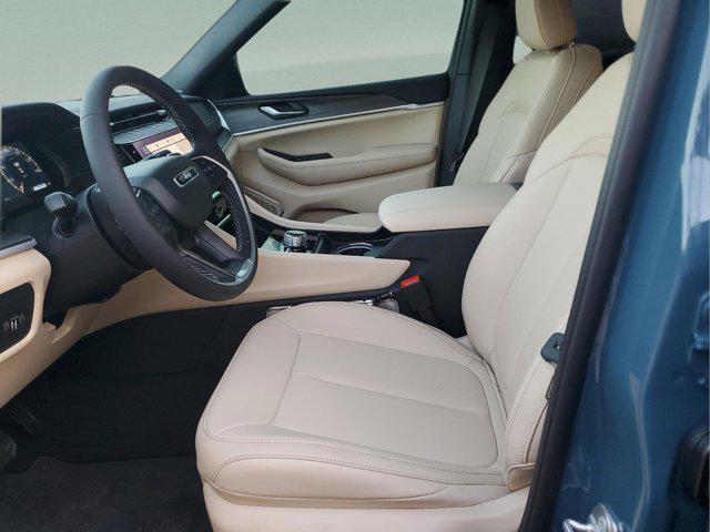 new 2026 Jeep Grand Cherokee car, priced at $49,148