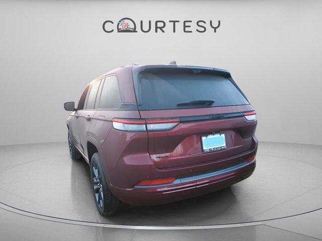 new 2026 Jeep Grand Cherokee car, priced at $53,155