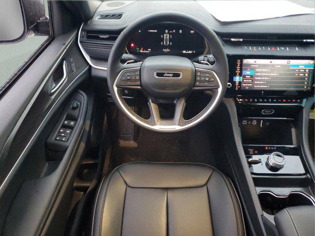 new 2026 Jeep Grand Cherokee car, priced at $40,485