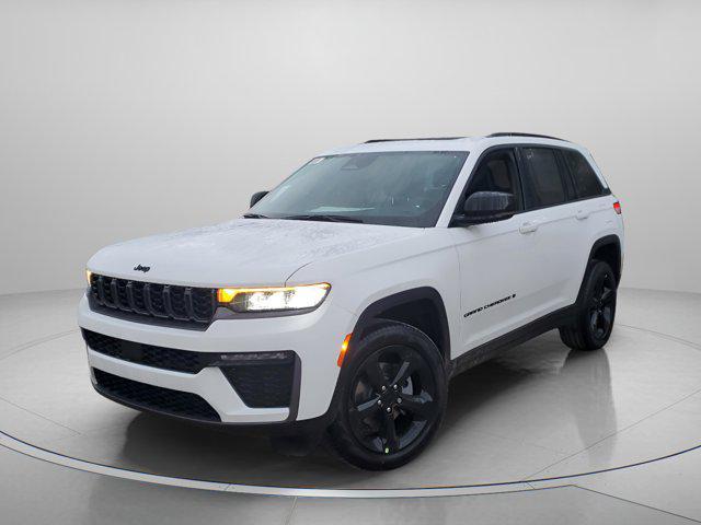 new 2026 Jeep Grand Cherokee car, priced at $40,485