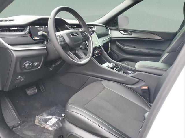 new 2025 Jeep Grand Cherokee L car, priced at $43,162