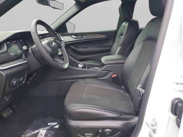 new 2025 Jeep Grand Cherokee L car, priced at $43,162