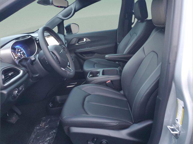 new 2026 Chrysler Pacifica car, priced at $47,434