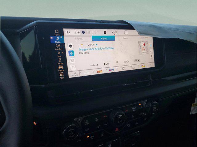 new 2025 Jeep Wrangler car, priced at $90,898