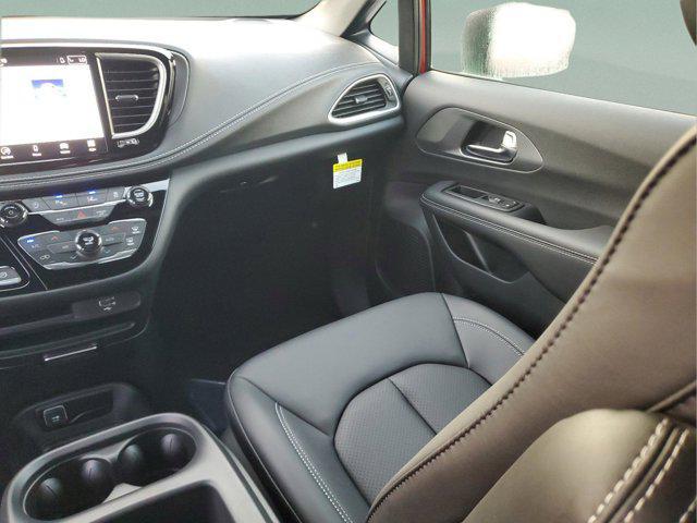 new 2026 Chrysler Pacifica car, priced at $39,883
