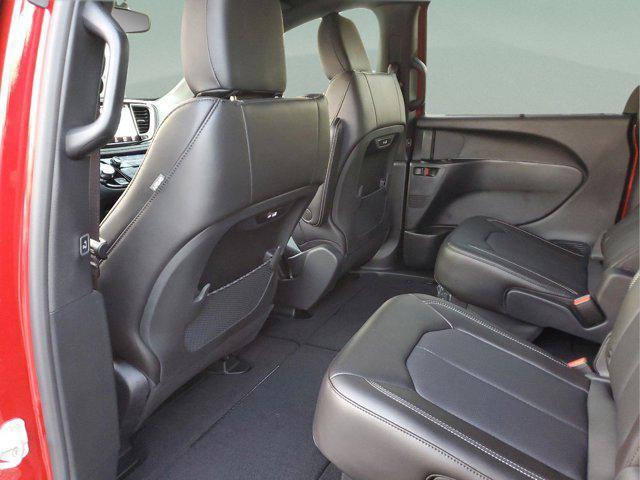 new 2026 Chrysler Pacifica car, priced at $39,883