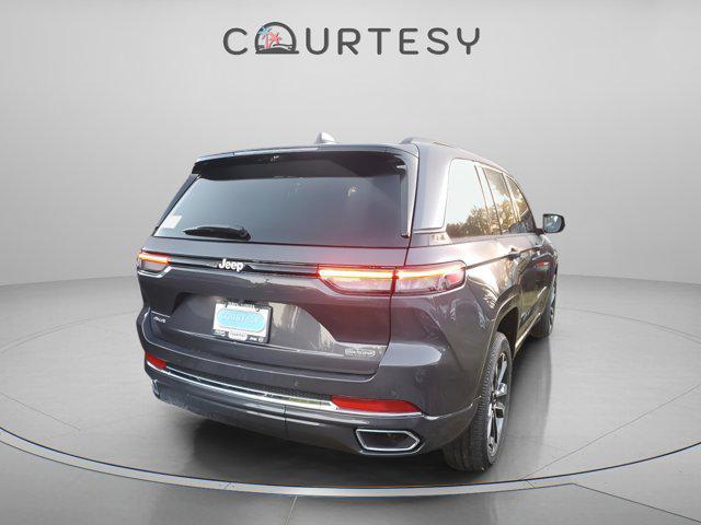 new 2025 Jeep Grand Cherokee car, priced at $55,390