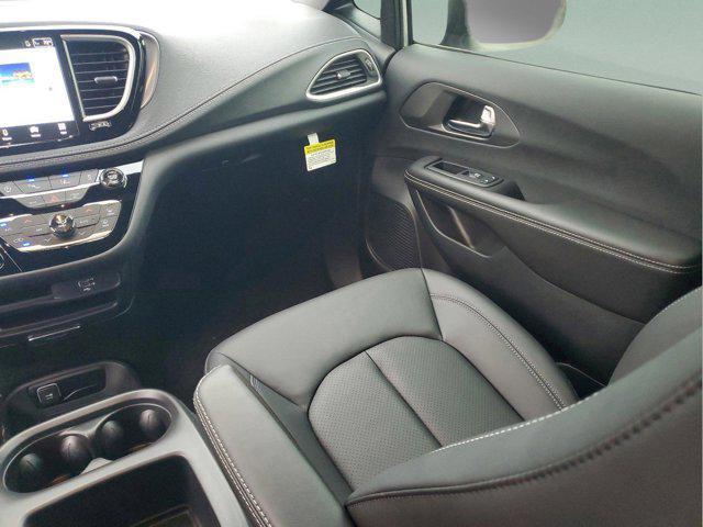 new 2026 Chrysler Pacifica car, priced at $47,088