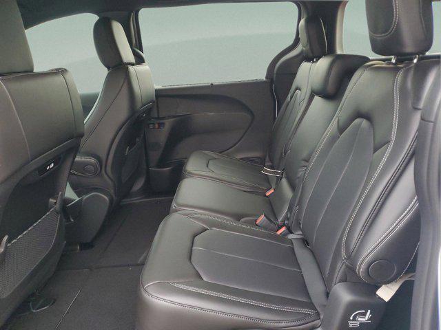 new 2026 Chrysler Pacifica car, priced at $39,051