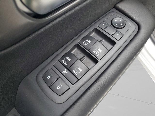 new 2026 Chrysler Pacifica car, priced at $39,051