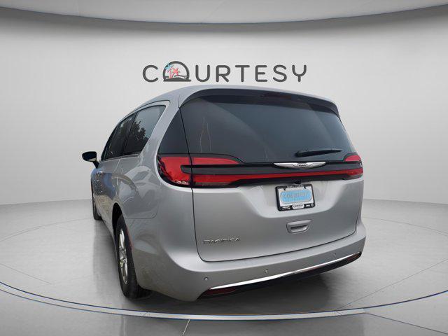 new 2026 Chrysler Pacifica car, priced at $39,051