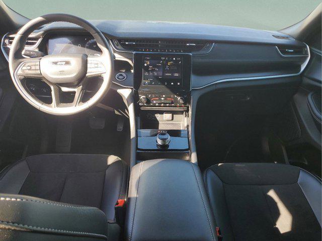 used 2025 Jeep Grand Cherokee car, priced at $31,623