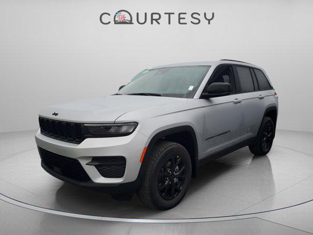 new 2025 Jeep Grand Cherokee car, priced at $40,500
