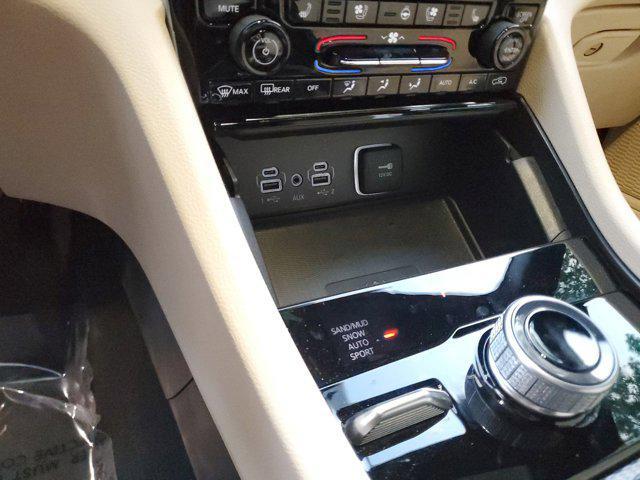used 2024 Jeep Grand Cherokee car, priced at $35,950