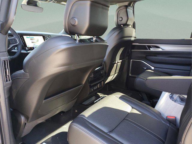 new 2026 Jeep Grand Wagoneer L car, priced at $76,025