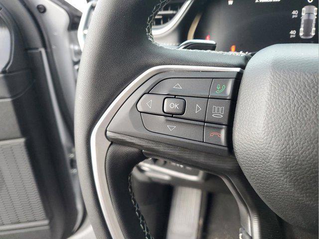 new 2025 Jeep Grand Cherokee car, priced at $34,450