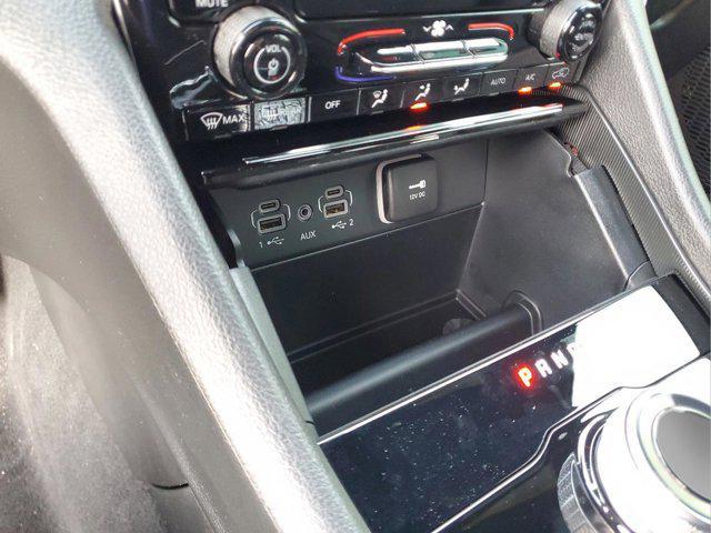 new 2025 Jeep Grand Cherokee car, priced at $34,450