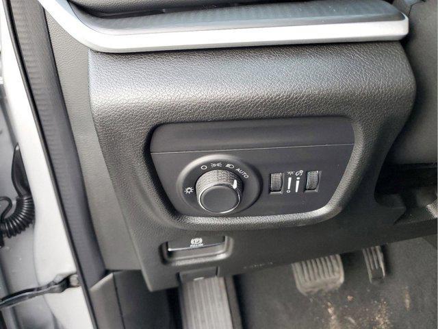 new 2025 Jeep Grand Cherokee car, priced at $34,450