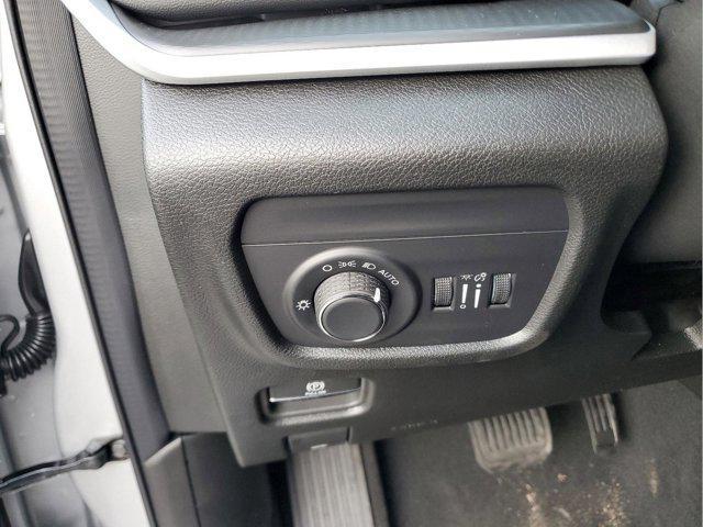 new 2025 Jeep Grand Cherokee car, priced at $34,450