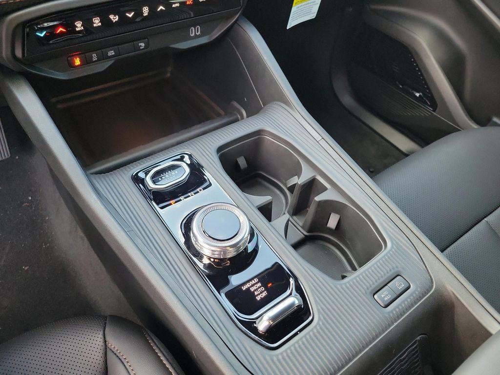 new 2026 Jeep Cherokee car, priced at $37,031