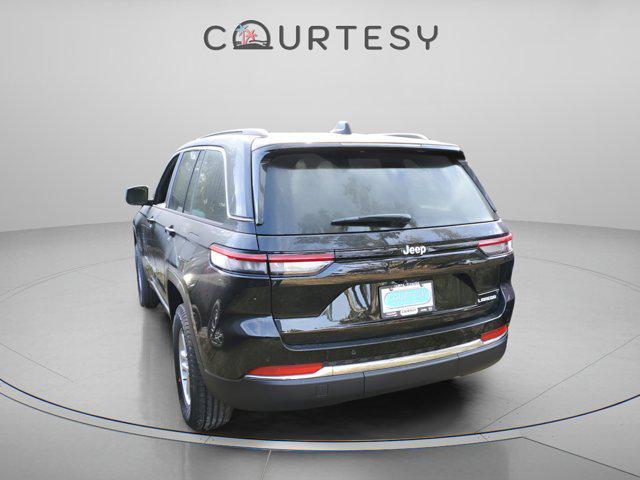 new 2025 Jeep Grand Cherokee car, priced at $36,020