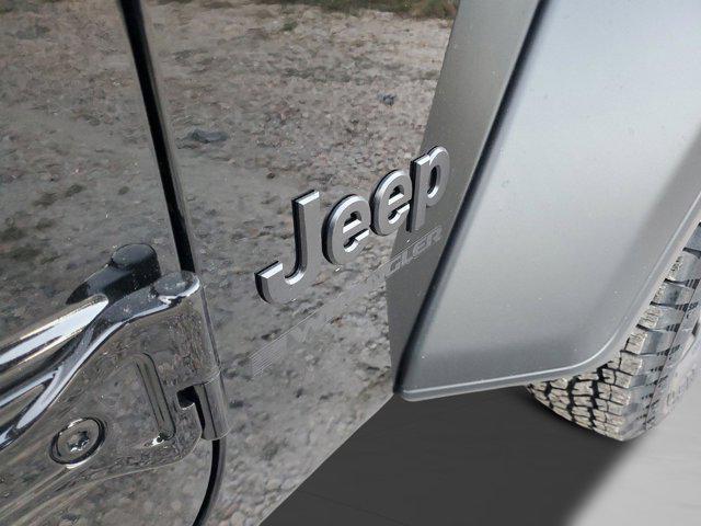new 2026 Jeep Wrangler car, priced at $38,095