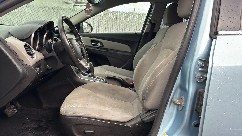 used 2011 Chevrolet Cruze car, priced at $5,200