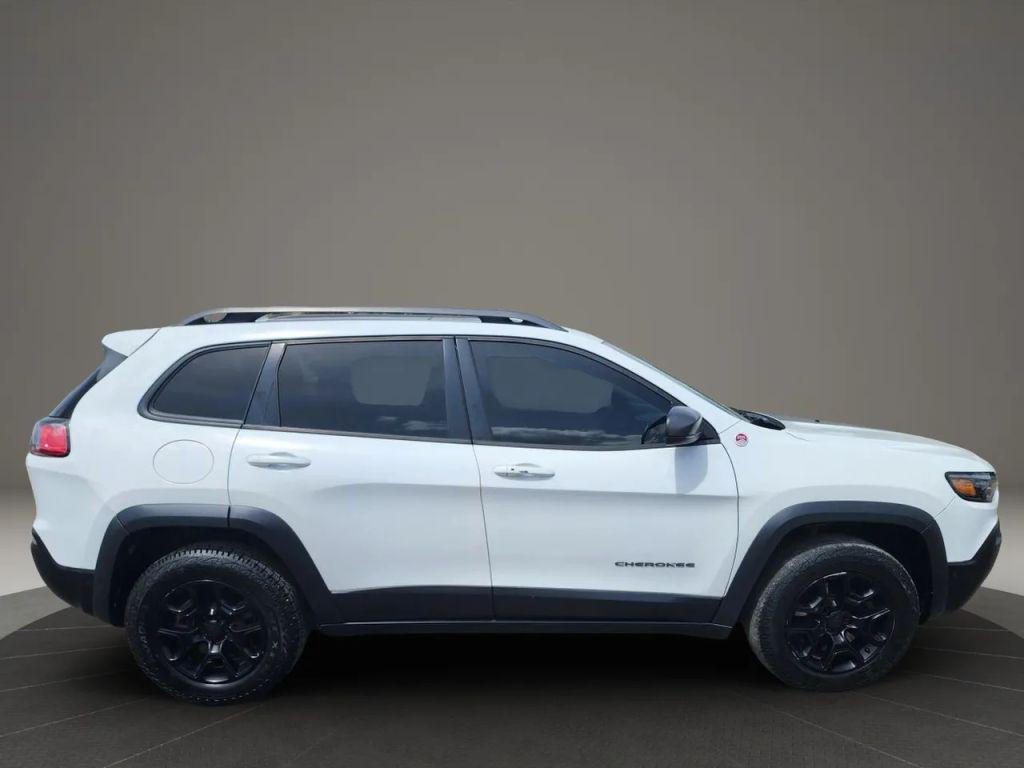used 2019 Jeep Cherokee car, priced at $11,990