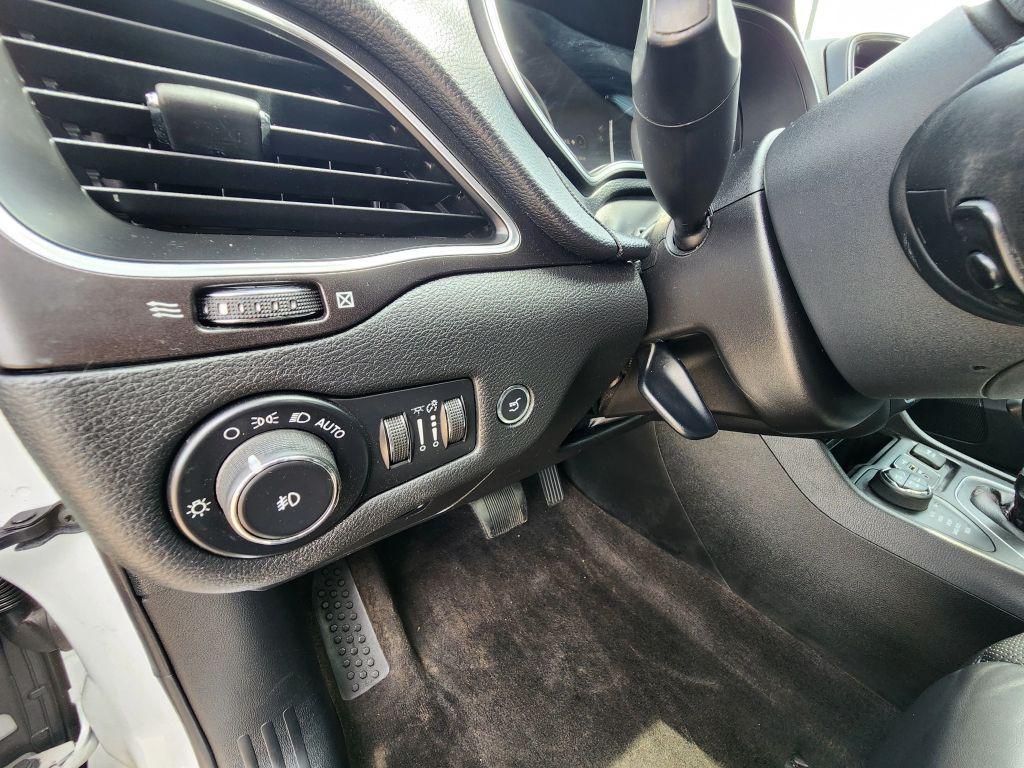 used 2019 Jeep Cherokee car, priced at $11,990