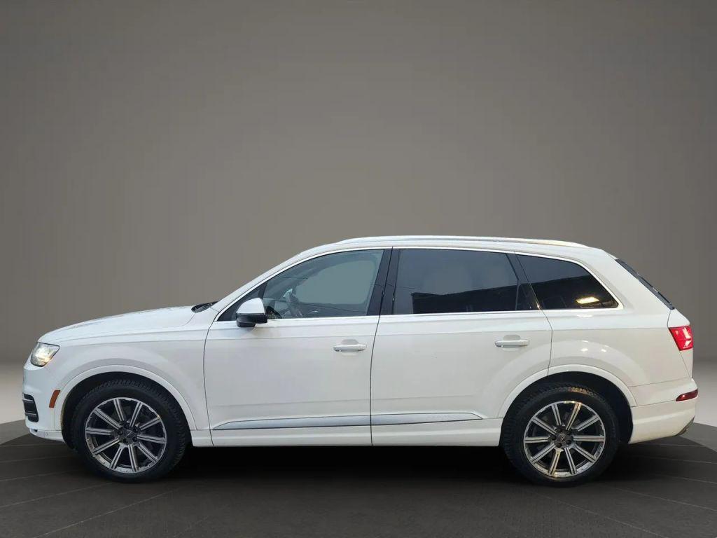 used 2018 Audi Q7 car, priced at $18,940