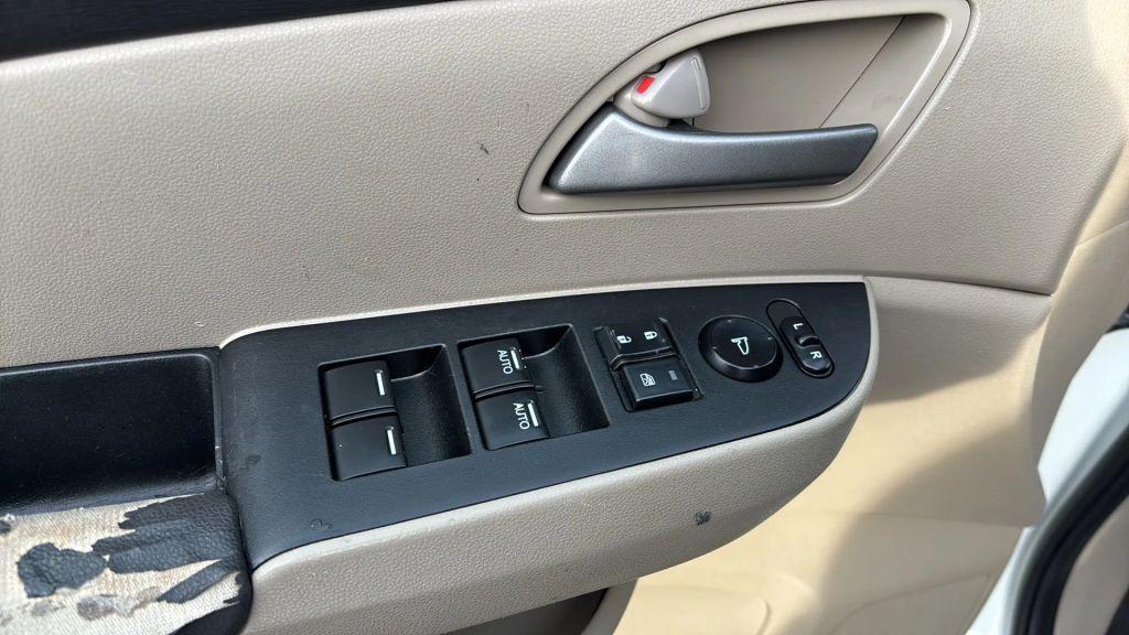 used 2013 Honda Odyssey car, priced at $12,990