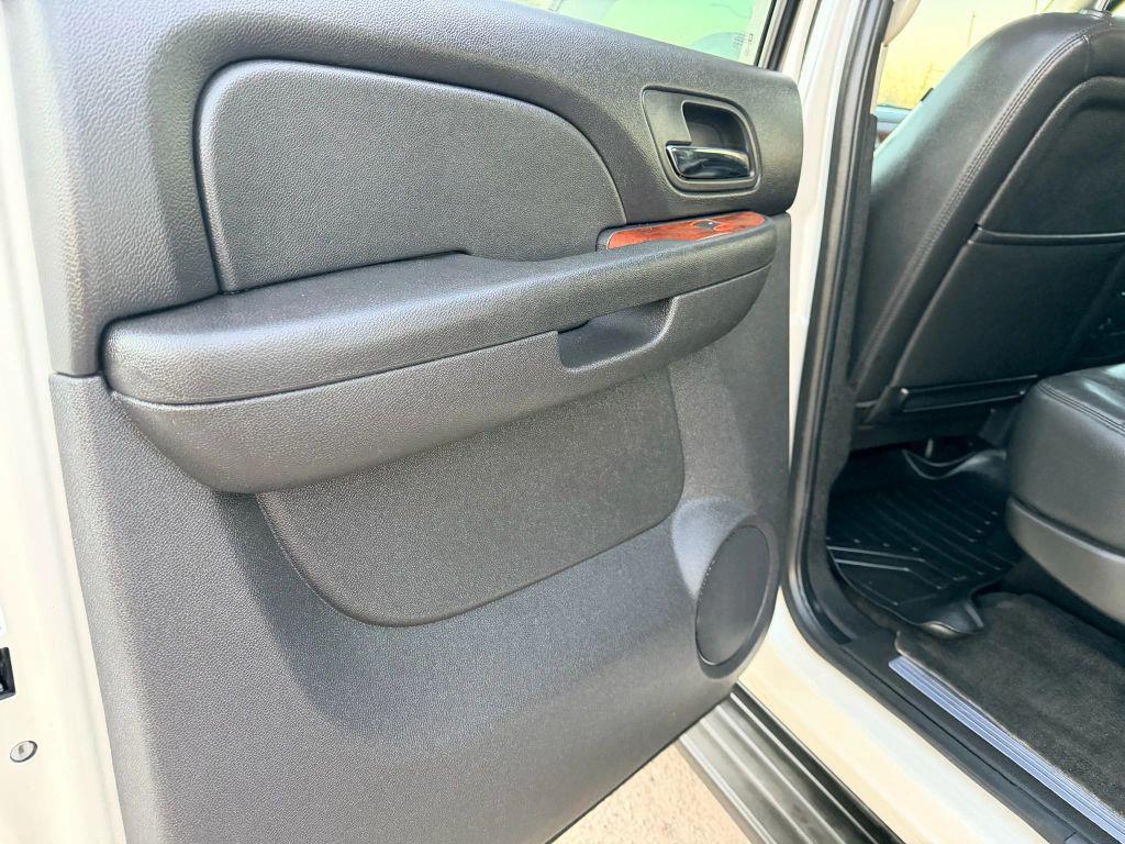 used 2014 Chevrolet Suburban car, priced at $17,998