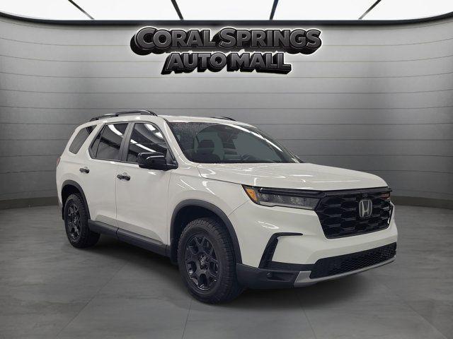 used 2024 Honda Pilot car, priced at $37,990
