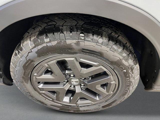 new 2026 Honda CR-V Hybrid car, priced at $40,705