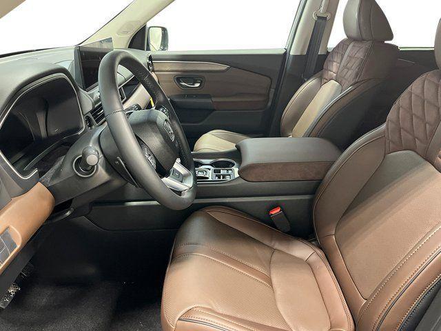 new 2026 Honda Pilot car, priced at $55,445