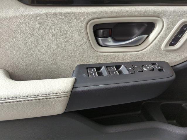 new 2026 Honda Pilot car, priced at $45,990