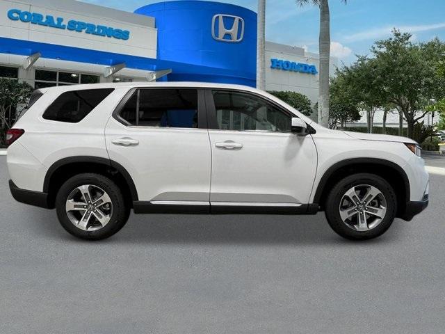 new 2025 Honda Pilot car, priced at $47,505